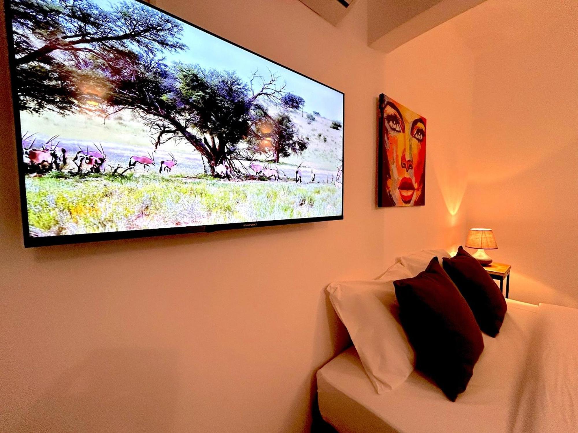 Queen Regina Suites By Platform 357 Nikosia Bagian luar foto