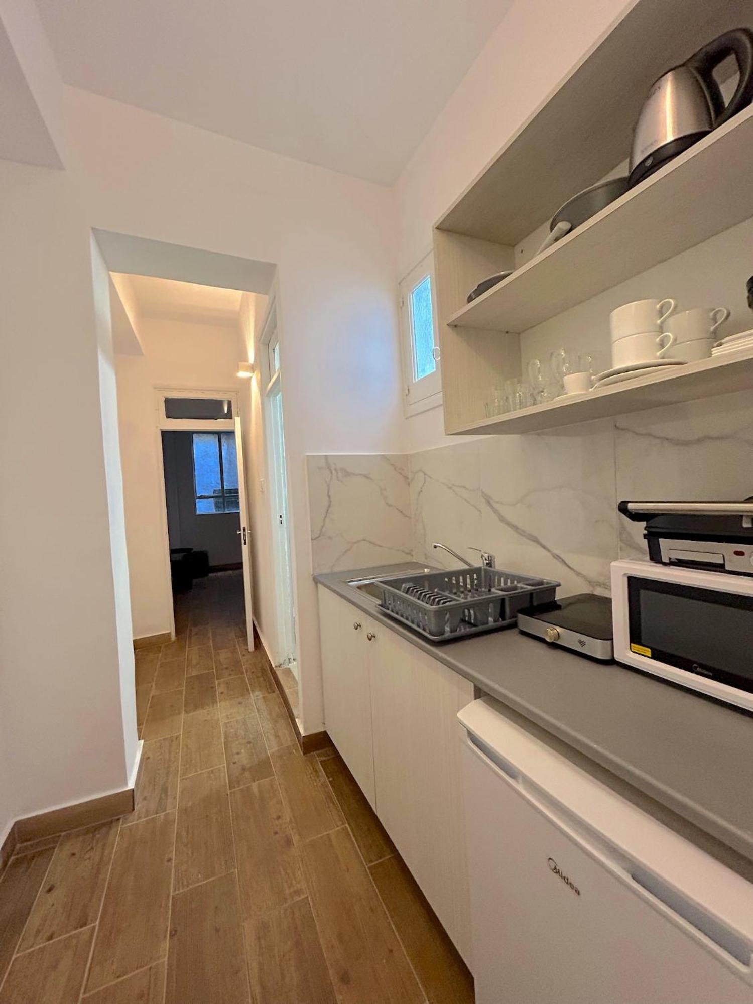 Queen Regina Suites By Platform 357 Nikosia Bagian luar foto