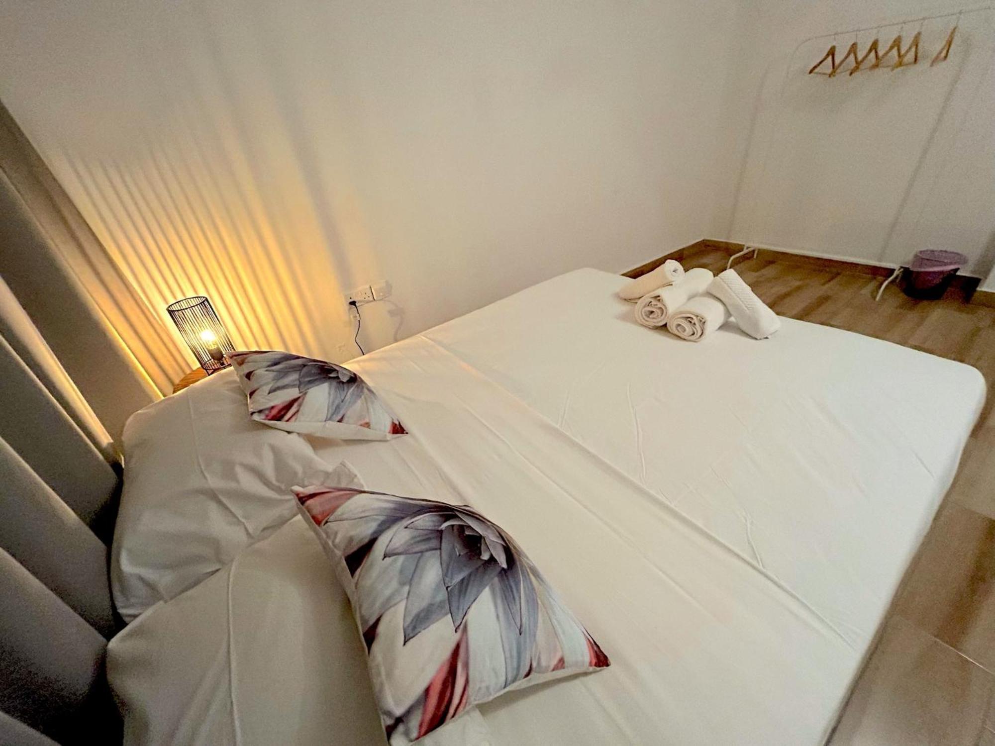 Queen Regina Suites By Platform 357 Nikosia Bagian luar foto