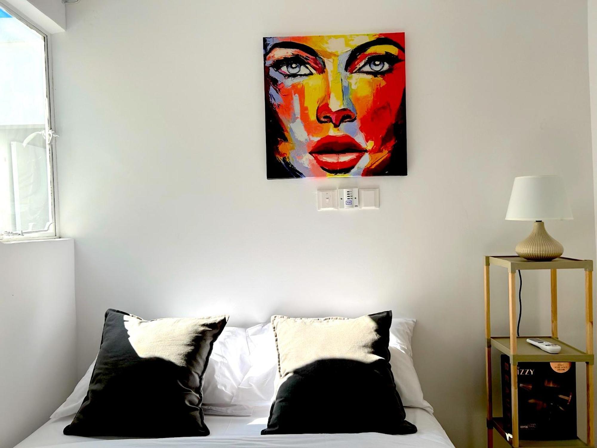 Queen Regina Suites By Platform 357 Nikosia Bagian luar foto