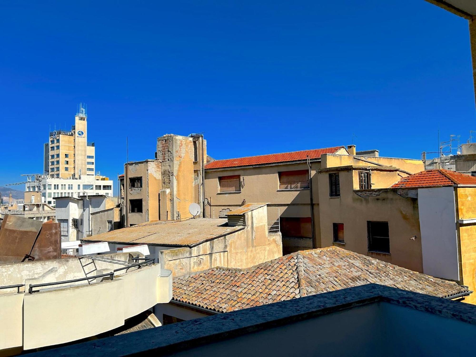 Queen Regina Suites By Platform 357 Nikosia Bagian luar foto